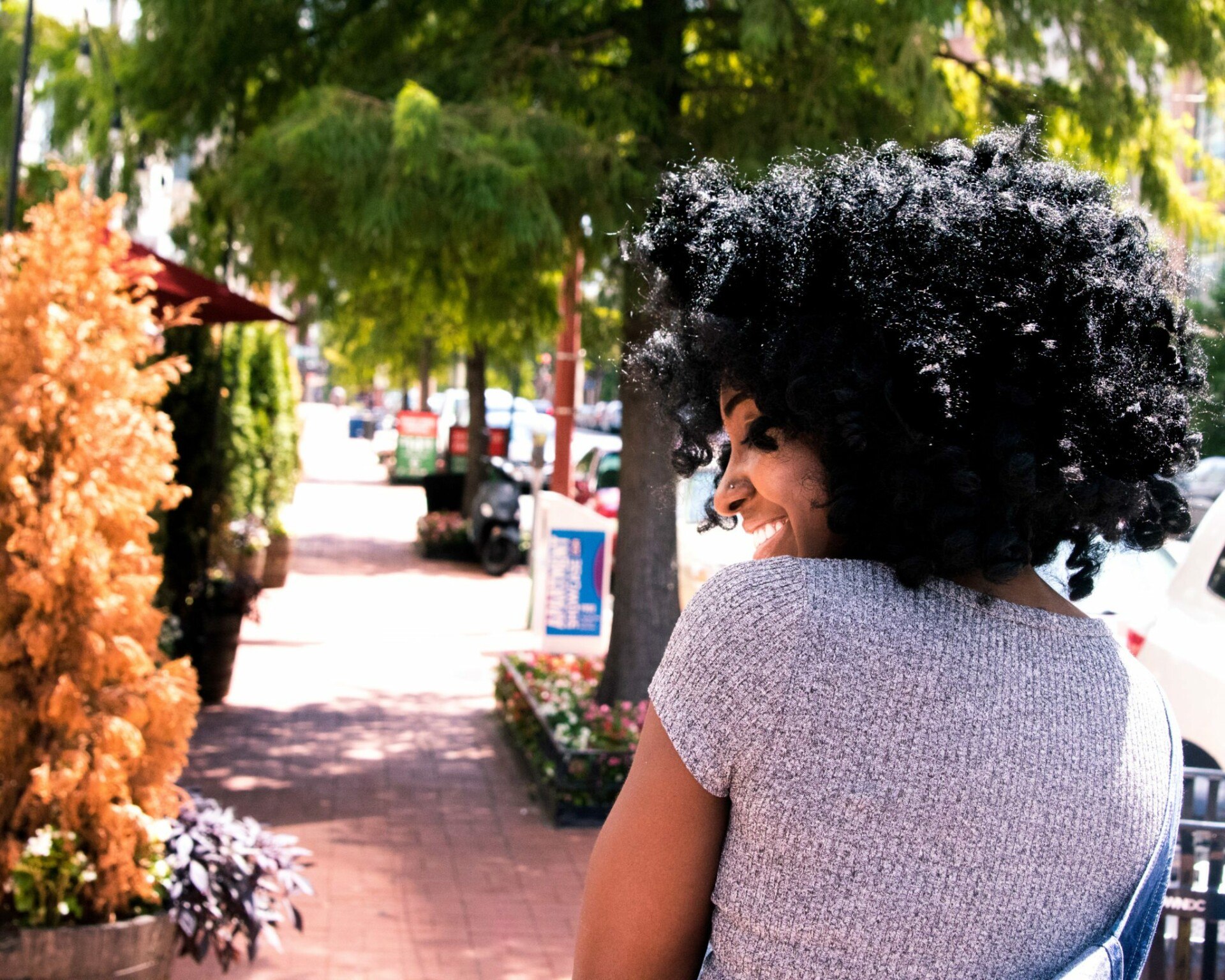 How Can I Build Trust with a Colombian Bride?